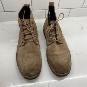 Kenneth Cole chukka boots 10.5M